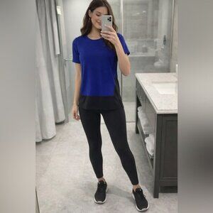 Fabletics Valencia Short Sleeve Tee Top Lightweight Athletic Size Small NWT